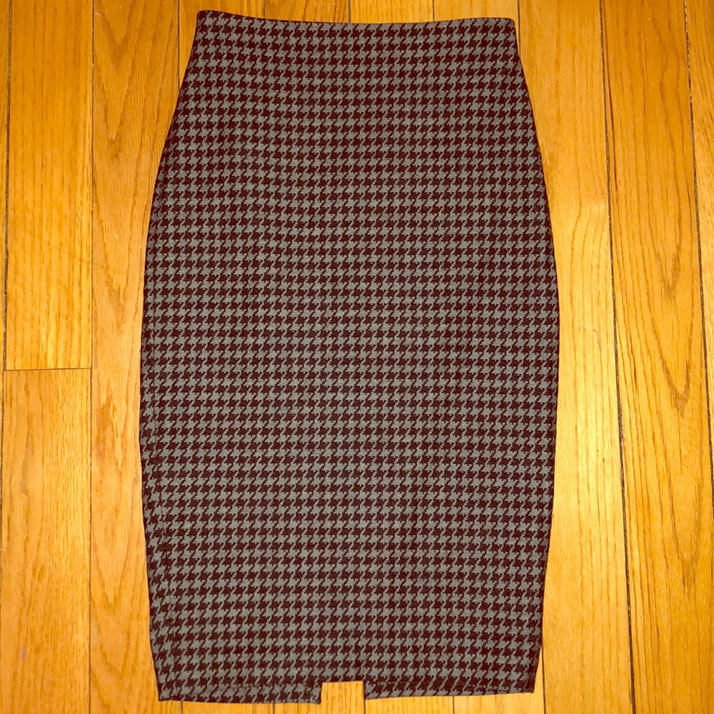 New houndstooth skirt